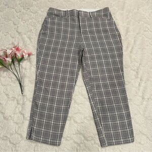 Ava & Viv - Black White Tan Plaid Cropped Pants 16 Loose seam on back belt loop
